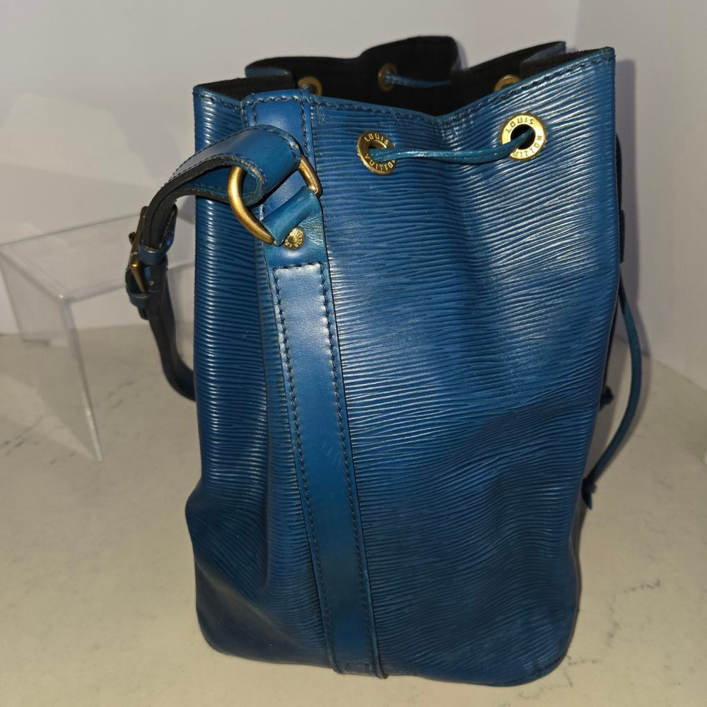 Women's Louis Vuitton Epi Leather Petit Noe Shoulder Bag in Blue - Picture 4 of 15